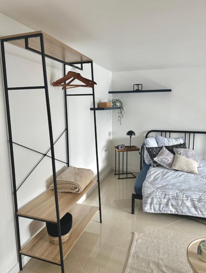 Petite Maison Studio Tout Confort Cosy Givors Autoroute Et Gare 아파트 외부 사진